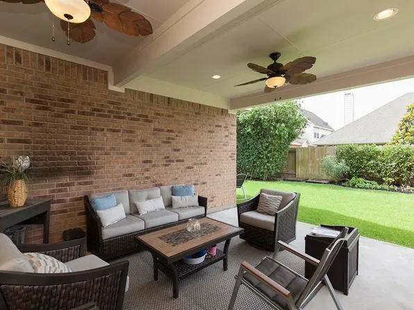 13504 Misty Shadow Ln, Pearland, TX 77584