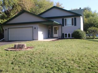 306 Benedict Dr SW, Poplar Grove, IL 61065