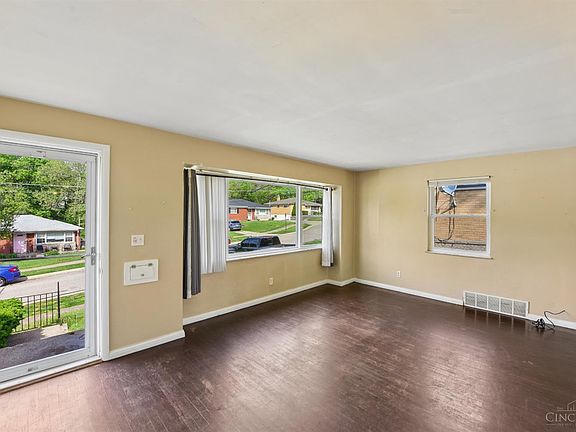 4th image of 4778 Shady Lawn Ter