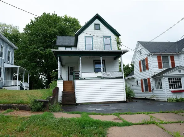 85 S 3rd Ave, Ilion, NY 13357