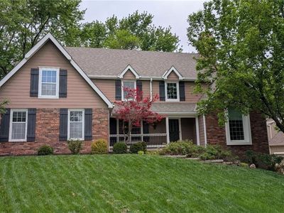 13012 Fontana St, Leawood, KS, 66209