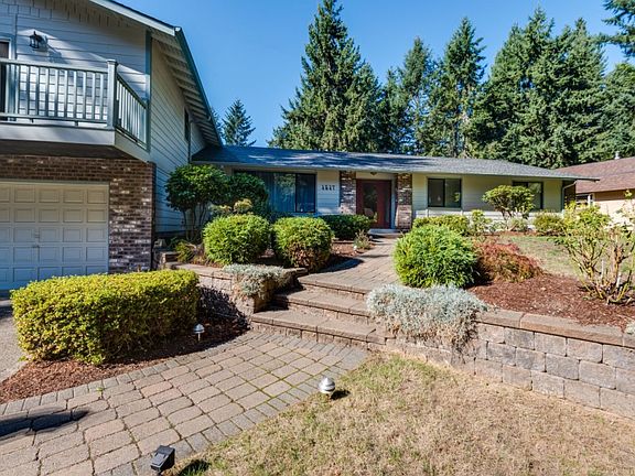 2nd image of 4547 Highline Dr SE