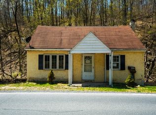 1315 Green Hills Rd, Birdsboro, PA 19508