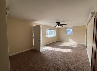 908 Jefferson St, Gothenburg, NE 69138