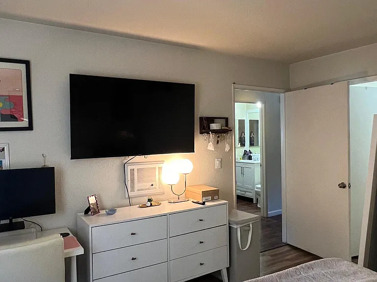 2240 Garnet Ave #1 — Photo 13
