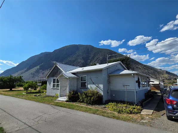 110 9th Ave, Keremeos, BC V0X 1N3