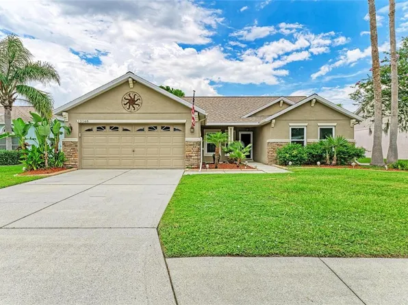12148 Warwick Cir, Parrish, FL 34219