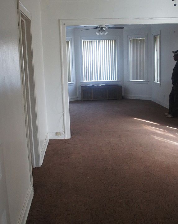 2nd image of 10142 S Vernon Ave #2