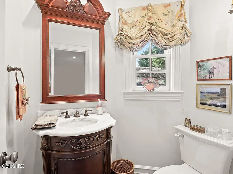 44 Riverside Ln — Photo 13