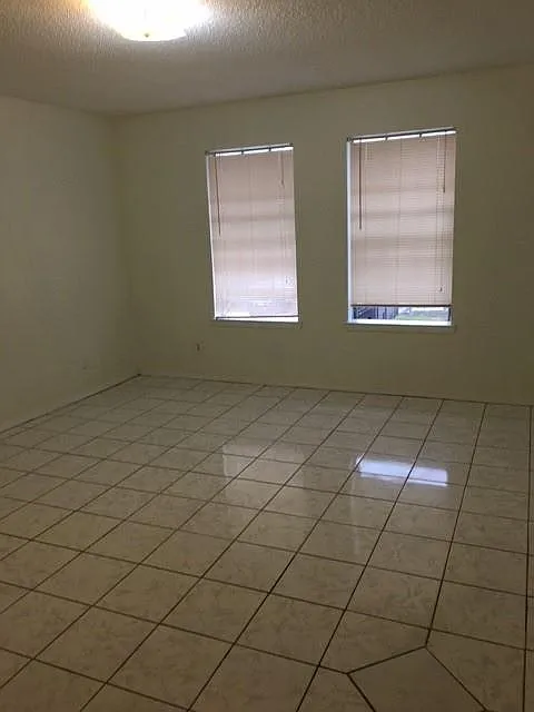 3118 San Jacinto St — Photo 2