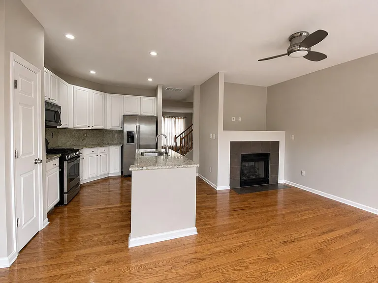 21002 Kittanning Ln — Photo 14