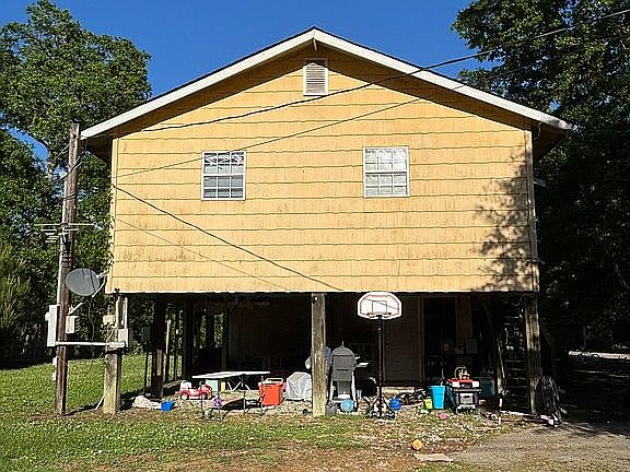 4th image of 17161 Cedar Dr