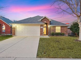 7243 Kentish Dr, Fort Worth, TX 76137