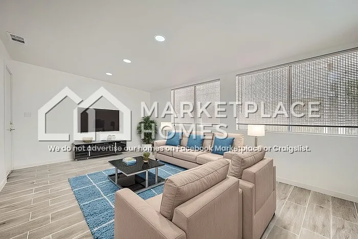 12021 N Riviera Ct — Photo 10