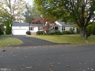 145 S Westview Ave, Feasterville Trevose, PA 19053