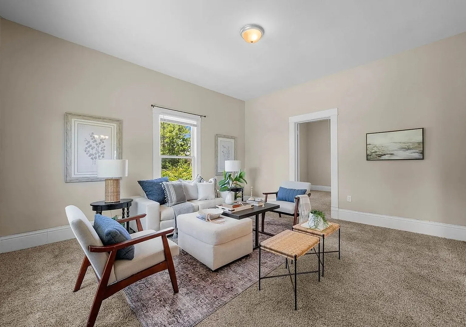 Charming 3 Bedroom - 1 Bath House! — Photo 4