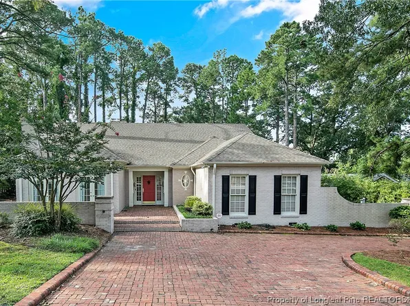 1609 Twin Oak Dr, Fayetteville, NC 28305