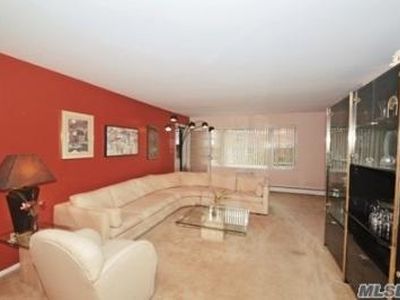 200 S Middle Neck Rd APT D6, Great Neck, NY, 11021