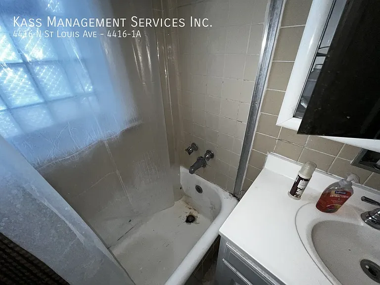 4412-26 N St Louis Ave. — Photo 16