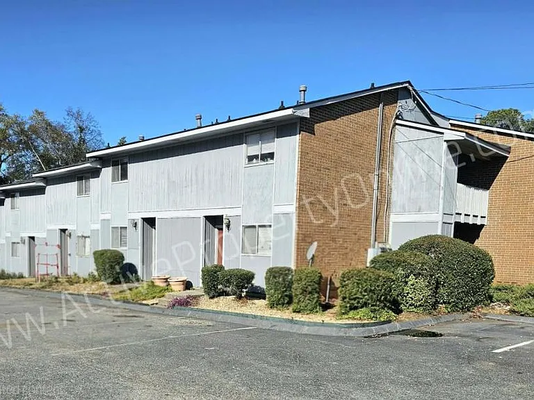 2655 Vineville Ave #G — Photo 1