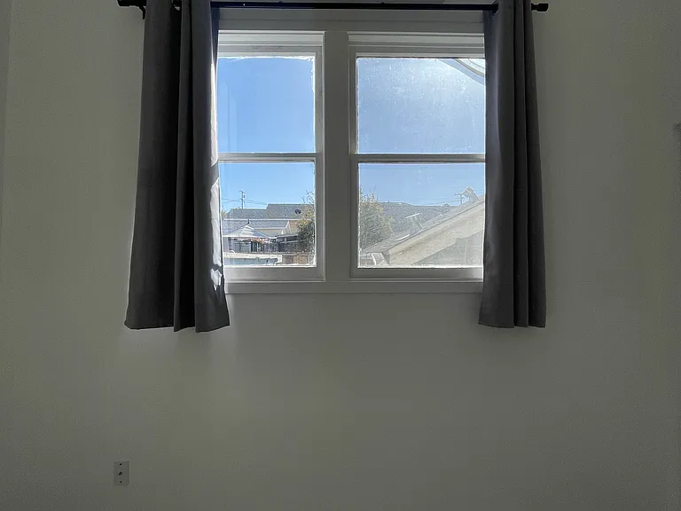 148 N Hicks Ave #2 — Photo 3