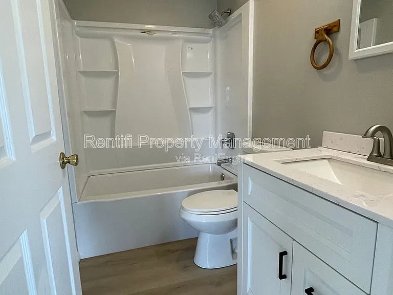 142 Gordon Ave S — Photo 5