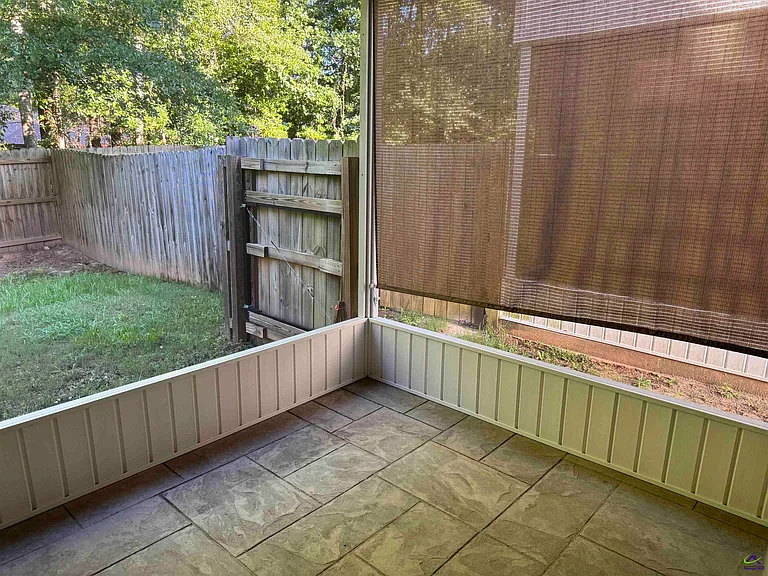 102 Leisure Pointe Cv — Photo 15