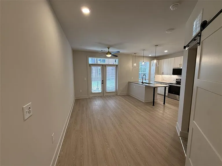 District on the Etowah Apartments — Photo 307