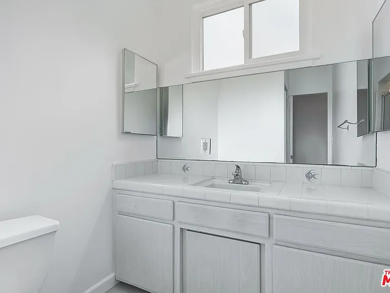 8531 Walnut Dr — Photo 23