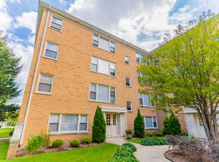 4615 Davis St #N1, Skokie, IL 60076