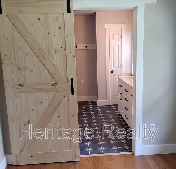 2707 Lady Bug Ln — Photo 11