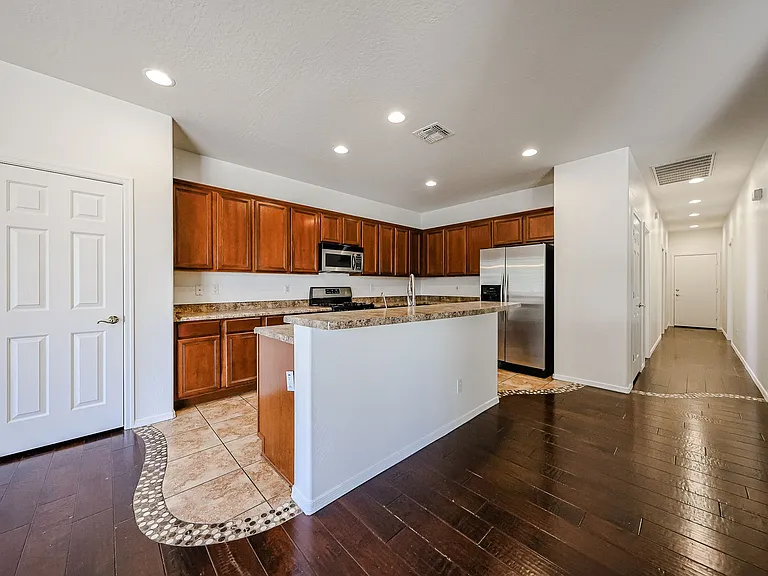 445 W Seagull Dr — Photo 14