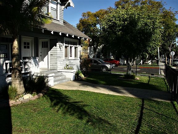 5th image of 793 Gardenia Ave
