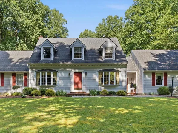 2420 Stratton Dr, Marriottsville, MD 21104