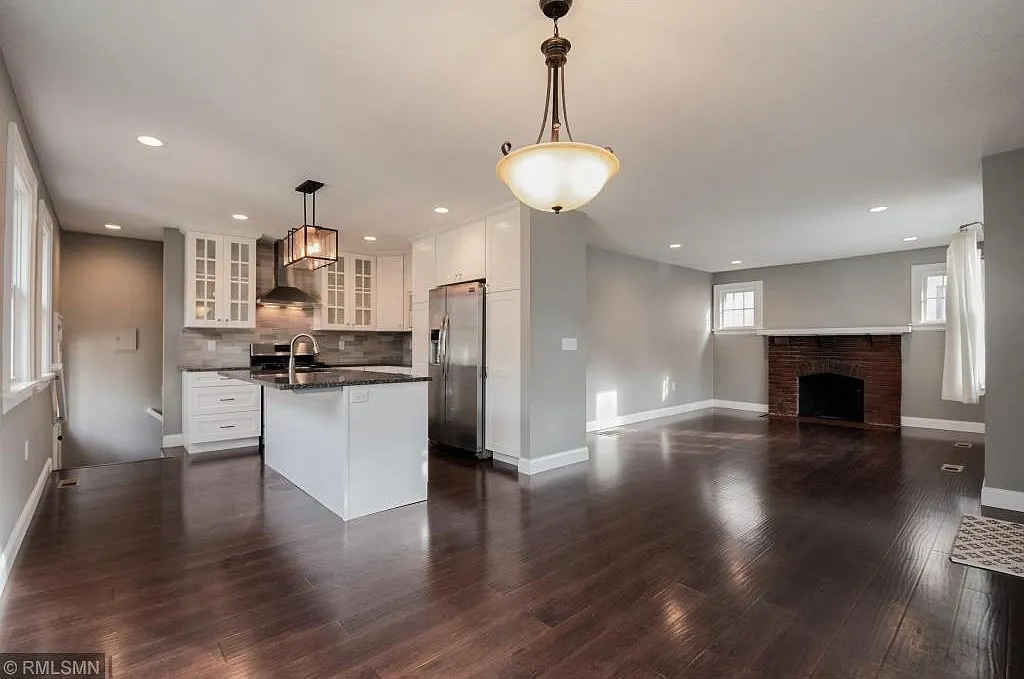 3 bed, 1778 sqft, $2,900 — Photo 2