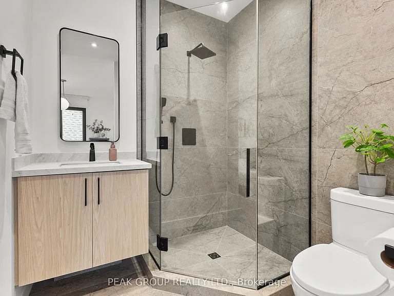 111 Millpond Rd — Photo 35