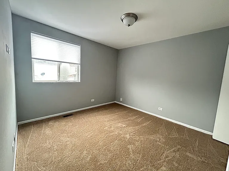 205 W Washington St — Photo 18
