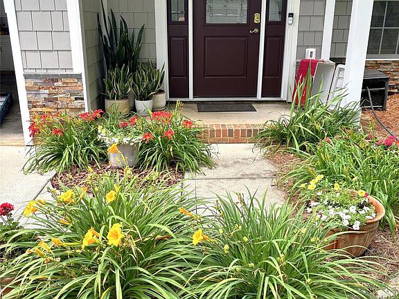 5th image of 9800 Beaver Hollow Ct