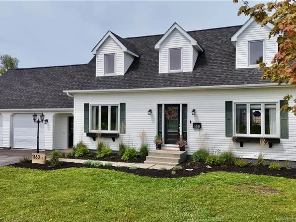 1160 Riverside Dr, Bathurst, NB E2A 4X2