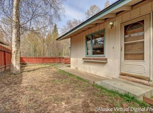 8317 Seaview St, Anchorage, AK 99502