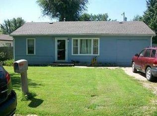 241 E Radio Ln, Arkansas City, KS 67005