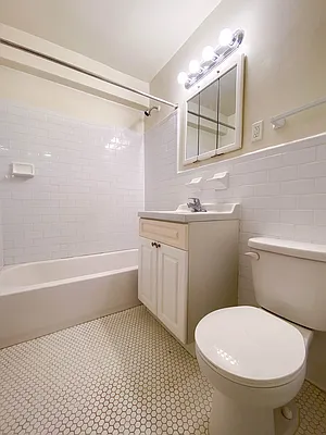 Rented by City Connections Realty | media 24