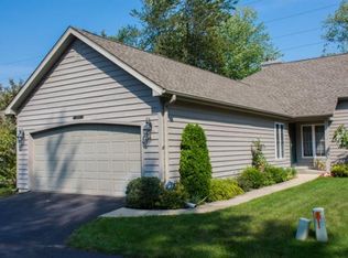 1418 Lake Stream Ct #8015-A, Mishawaka, IN