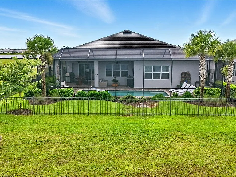 7002 Del Webb Oak Creek Blvd — Photo 22