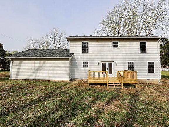 4th image of 2960 Elliott Rd