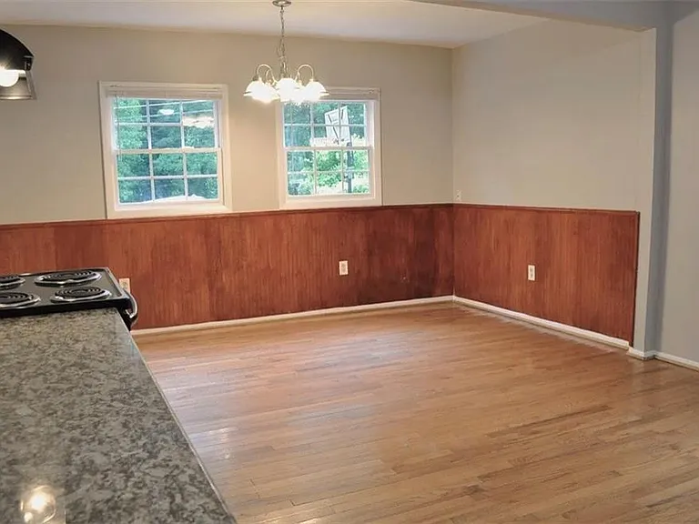 3047 Alston Dr — Photo 3