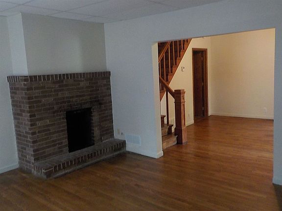 5th image of 1716 Strongs Ave
