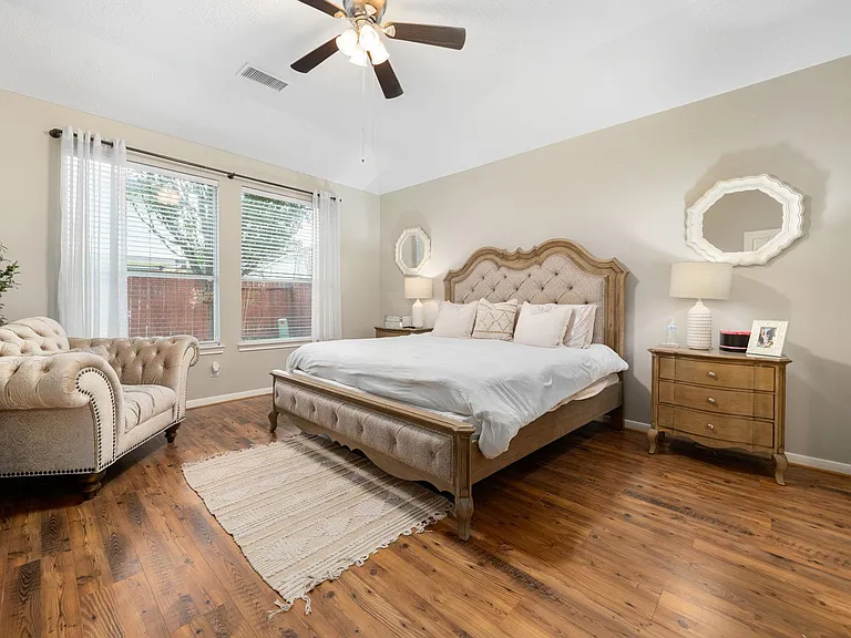 24647 Hampton Lakes Dr — Photo 16