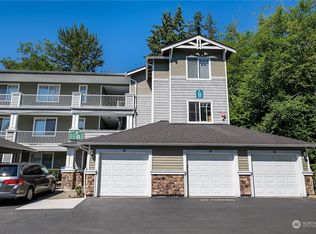 12712 Admiralty Way APT B106, Everett, WA 98204