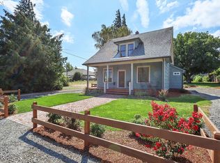 2495 Belmont Dr, Hood River, OR 97031